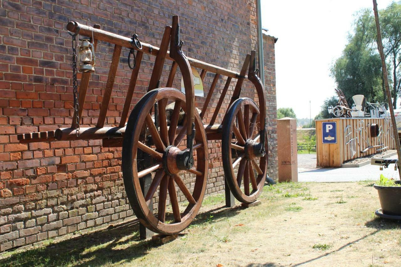 Heinrich'S Pension & Ferienwohnungen Walternienburg ภายนอก รูปภาพ